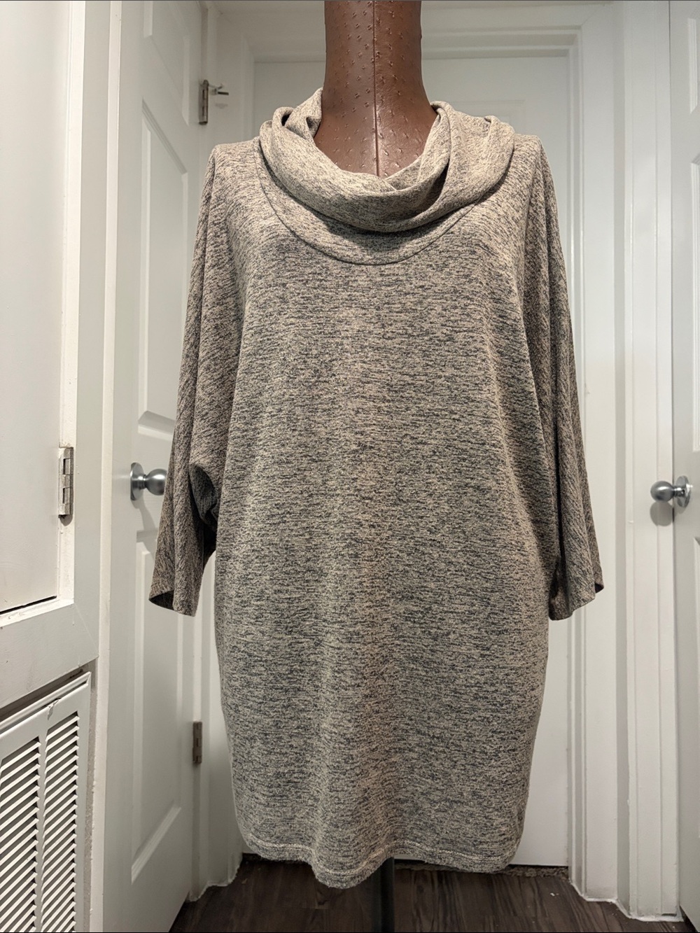 3for$20 light sweater xl